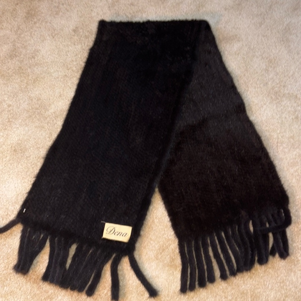 Dyed Milk Real Fur Shawl - Black